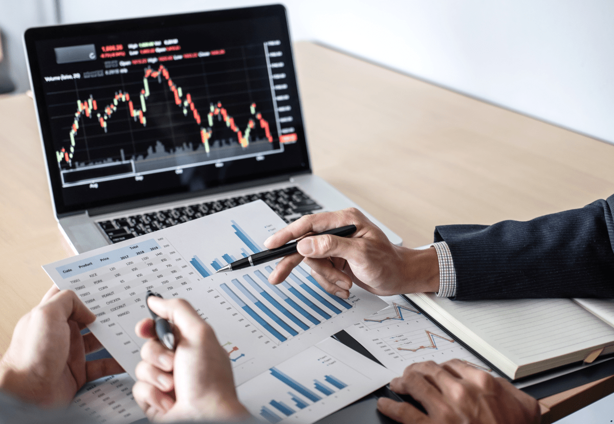 A property broker is showing how the 5% deposit scheme works in property market in Australia